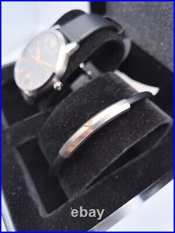 Emporio Armani Ruggero Men's Gift Set Grey Dial Watch And Black Leather Bracelet