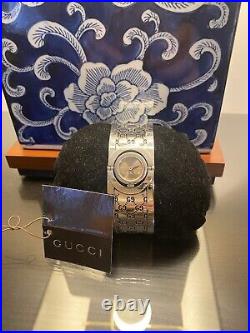 GUCCI 112 Twirl Bracelet Bangle Brown Woman's Quartz Watch