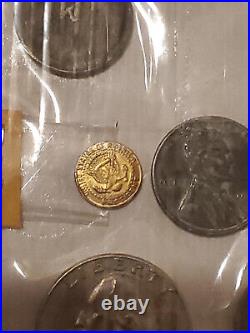 Huge vintage US Coin Collection Estate Lot GOLD, SILVER, BULLION, MORGAN, WORLD