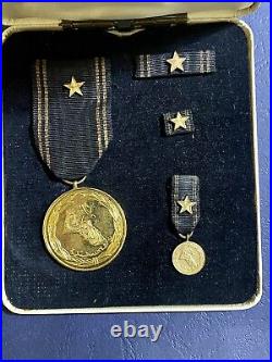 Kuwait Medal military Service Lot Of 3 The Gold And Silver And Bronze Super Rare
